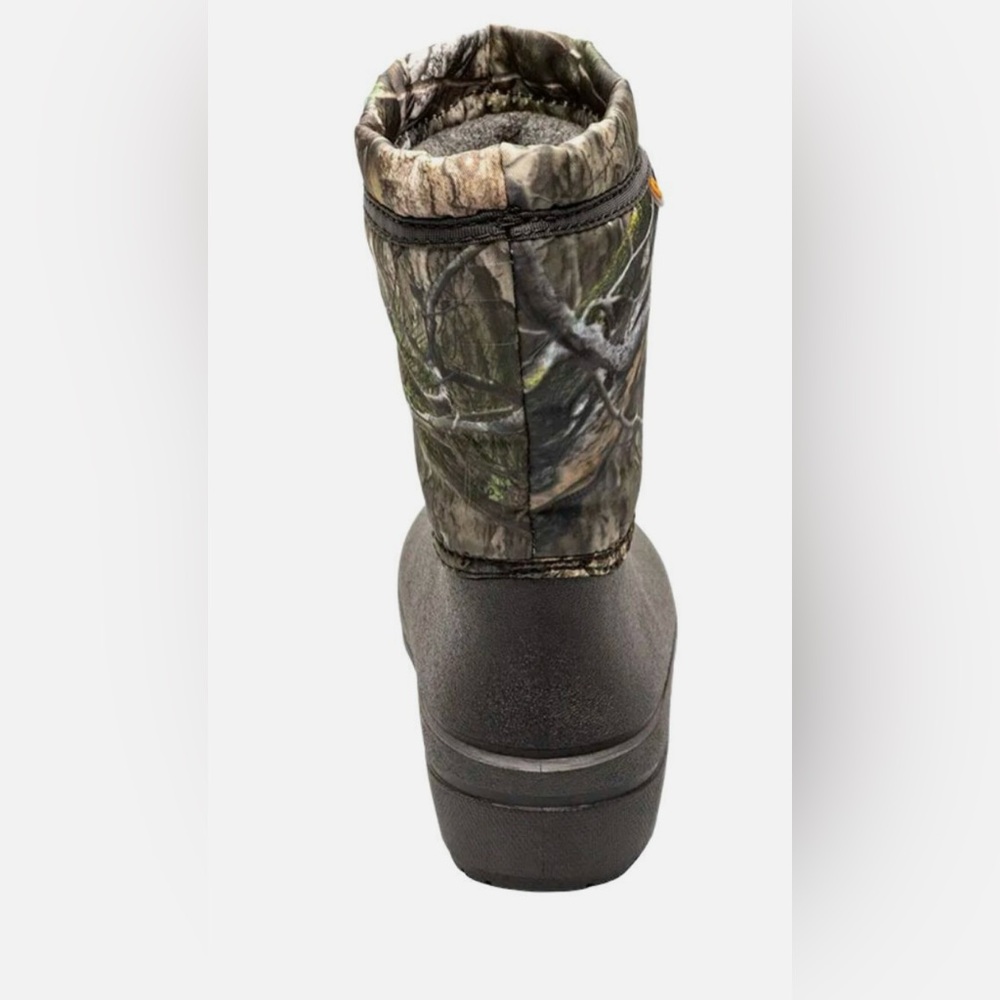 Camouflage Mossy Oak BOGS Winter Boots - Picture 3 of 5